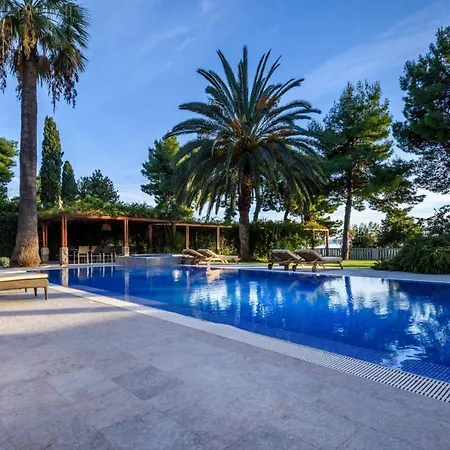 فيلة Meje Heated Pool, Jacuzzi, Sauna *