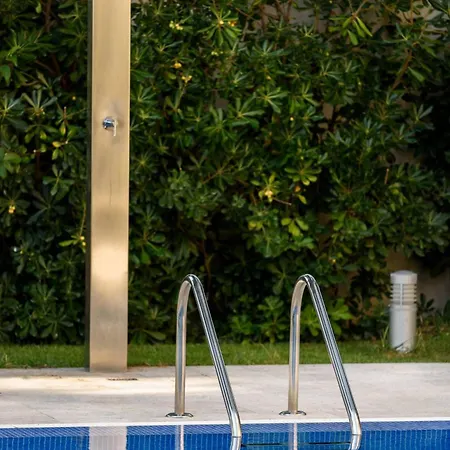 فيلة Meje Heated Pool, Jacuzzi, Sauna